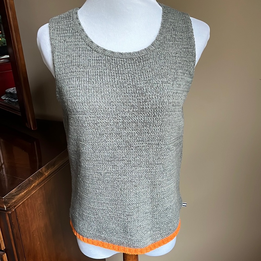 IZOD petite olive green sleeveless sweater